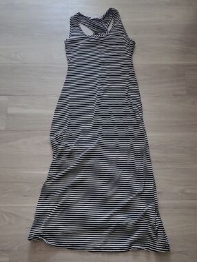 finn & clover Black and White Striped Racerback Maxi Dress